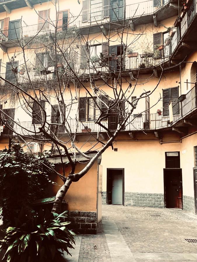 La Pilo, Milan